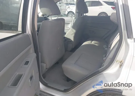 2005 Jeep Grand Cherokee Laredo z USA, uszkodzony, nr VIN 1J4GS48K15C723975